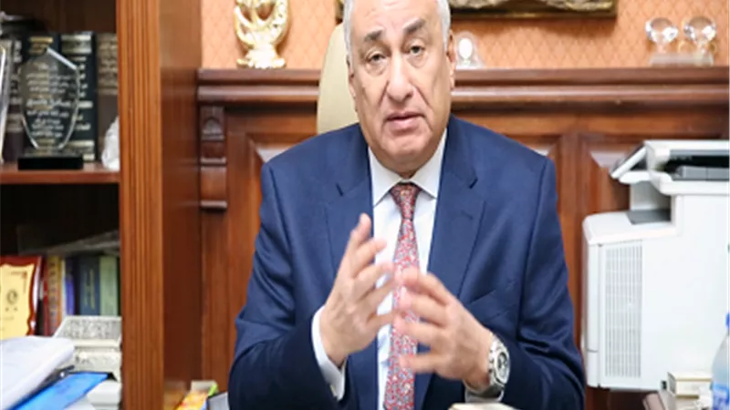 عاشور : لا هتاف ولا شقاق ولن نسمح لأحد بأن يدخلنا في معارك جانبية