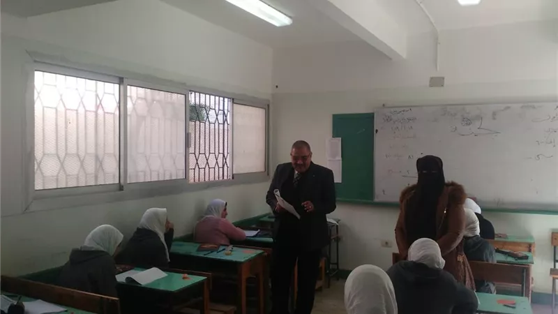 وكيل الوزارة : النظام التعليمي الحديث خطوة للقضاء علي الدروس الخصوصية
