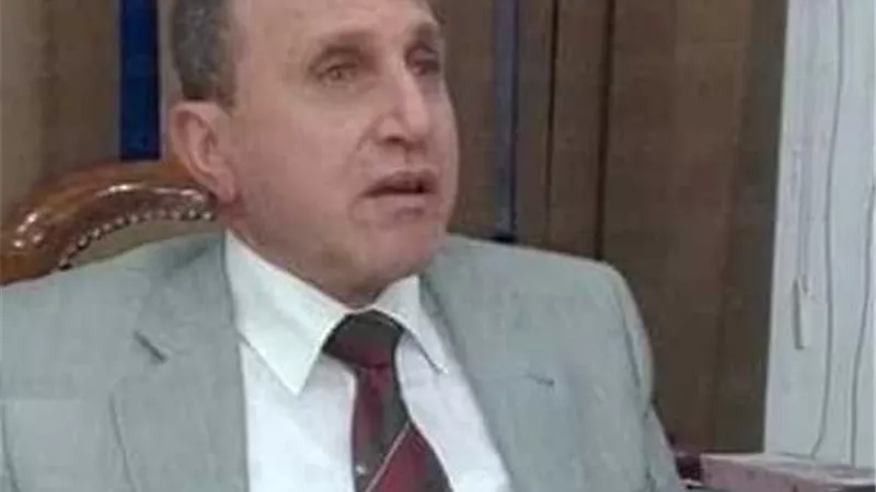 رئيس شركة كهرباء القناه : صرف اعانات مالية عاجلة لاسر شهداء الشركة