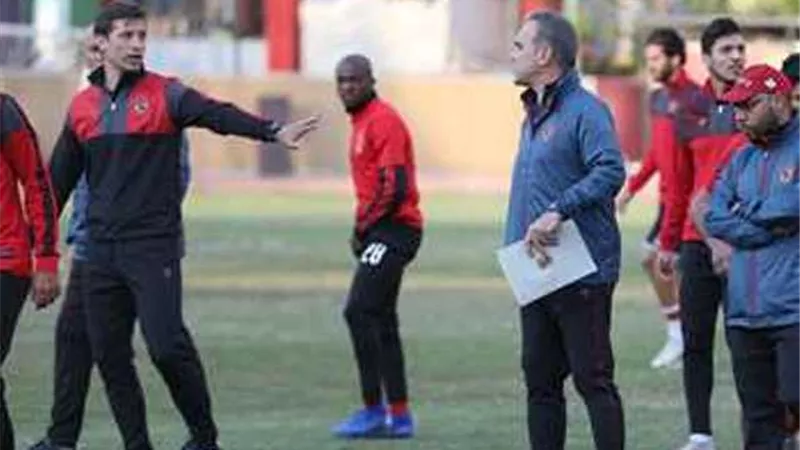 الاهلى يعلن إعارة مدافعه الجديد بعد ضمه بساعات