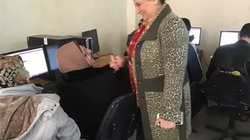 الحكومه الالكترونية بدات في شباب الاسكندرية