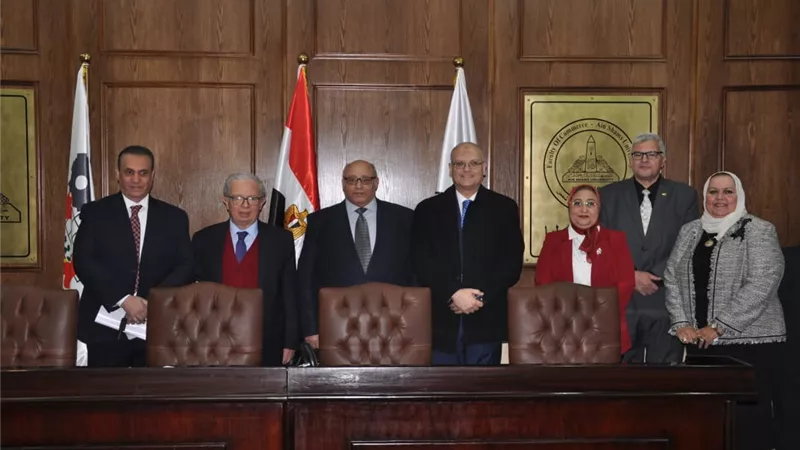 افتتاح المرحلة الأولى من تطوير البنية التحتية بتجارة عين شمس