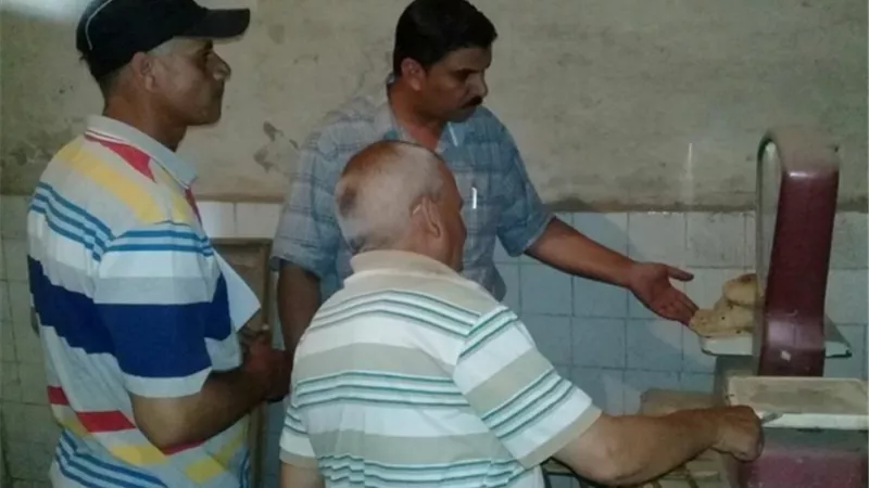 ضبط 46 قضية تموينية و 700 كجم دقيق مدعم مهربة للسوق السوداء بسوهاج