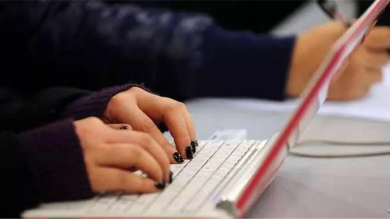 خدعة في لوحة مفاتيح الكمبيوتر تجعلت الحياة أسهل