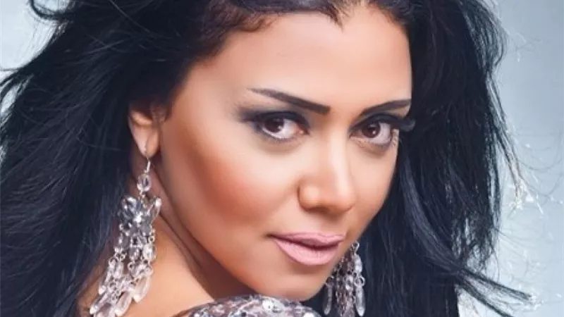 رانيا يوسف فى اطلالة جديدة بالـ