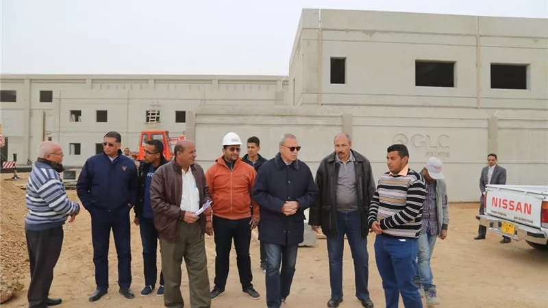 الهجان يتفقد المنطقة الصناعية بقفط