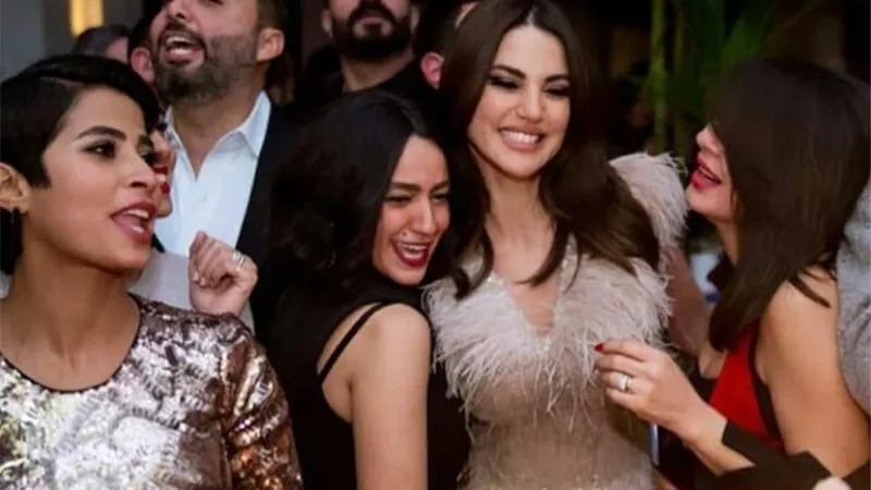 وصلة رقص تجمع روبى ودرة فى عيد ميلادها صور وفيديو