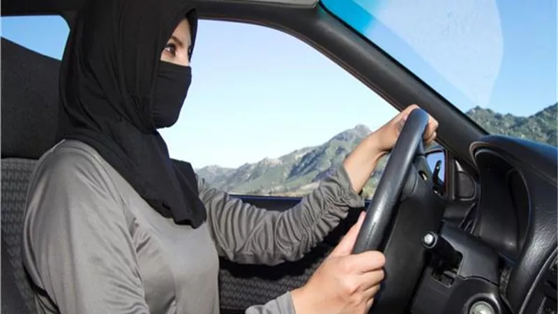 إصدار 40 ألف رخصة قيادة للسيدات بالسعودية