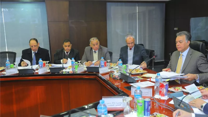 الخسائر تتقلص من 615.9 مليون إلي 458.2 مليون جنيه ..صور