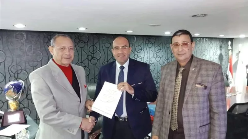 أبو زيد رئيساً للجنة الاقتصادية بالحركة الوطنية.. صور