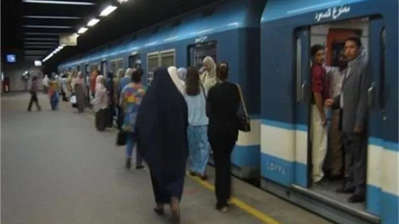 انتظام حركة المترو بعد حادثة انتحار شاب بمحطة مار جرجس