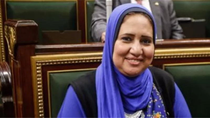 برلمانيه تناشد السيسى بالتدخل لفتح الحجر الصحي بمطارات الصعيد لاستقبال جثث المتوفين في الخارج