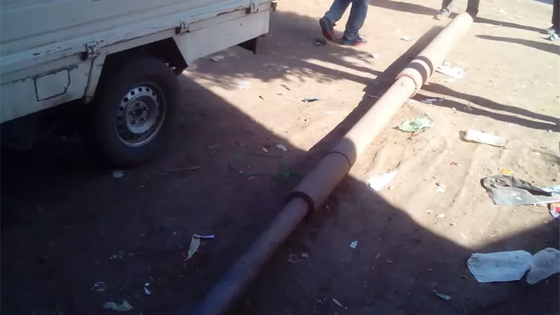 رئيس مدينة الزقازيق يكلف فريق عمل لزرع عامود كهرباء بحوض الطرفة