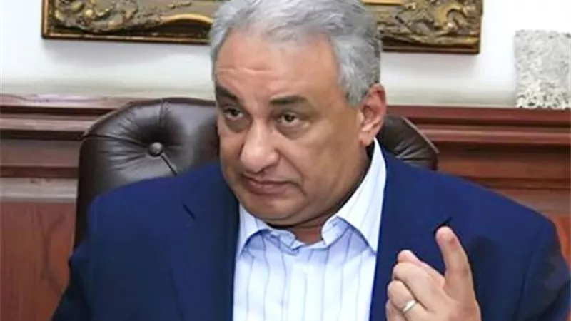 عاشور: نخوض حربًا لتحرير النقابة من غير المشتغلين