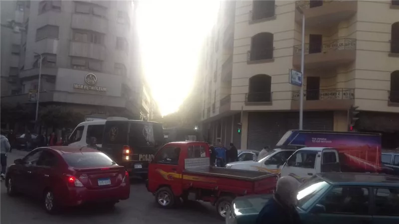 حريق''فشنك'' يربك حركة سوق التوفيقية بوسط البلد