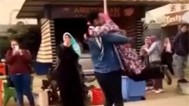 تخفيف عقوبة 