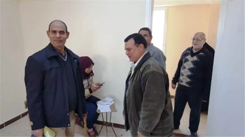 قطار 100 مليون صحة يصل تموين كفرالشيخ لفحص الموظفين