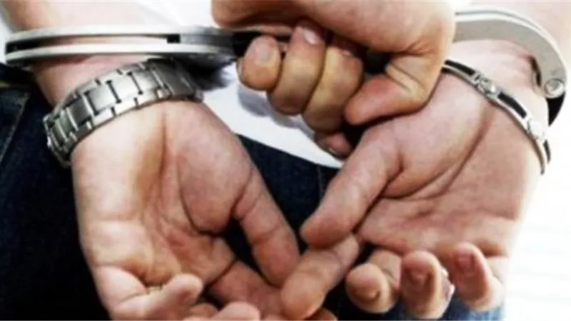 ضبطت رئيسى جمعية باعا اراضى الدولة ومديرتفتيش بحرى مرتشى