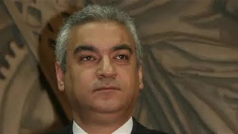 مستشار الأهلي: لا يعنينا ما يقوله رئيس الزمالك نرد من أجل الرأي العام فقط