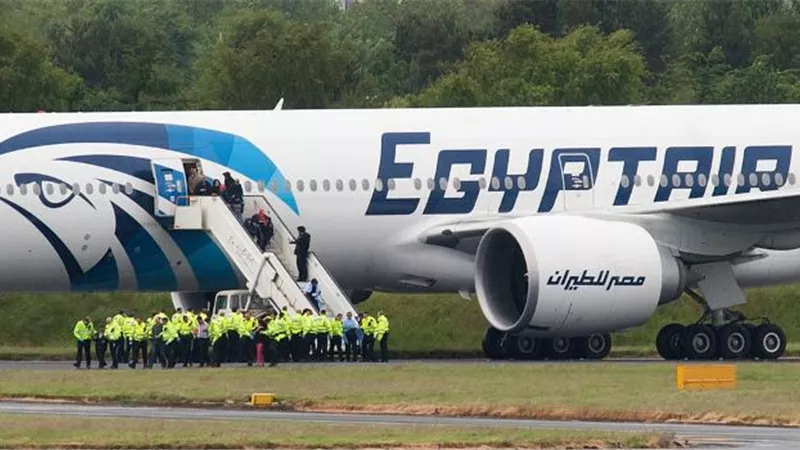 مصر للطيران: إلغاء رحلتى فرانكفورت بسبب إضراب موظفي المطار