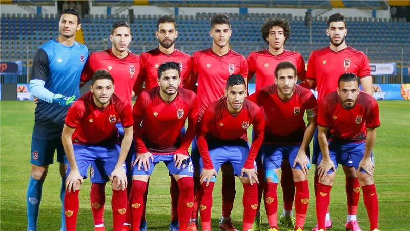 مهاجم الأهلى يبحث عن عرض للرحيل