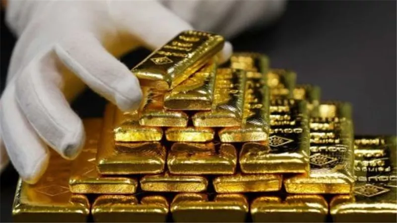 ارتفاع الذهب عالمياً بـ 0.3% بدعم اجواء الضبابية المنتابة خروج بريطانيا من الاتحاد الأوروبى