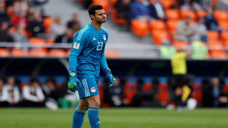 عامر عامر يطيح بالشناوى من حراسة الاهلى