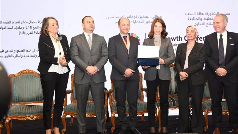 التخطيط تفتتح مؤتمر التنمية المستدامة لتنمية الأعمال.. صور