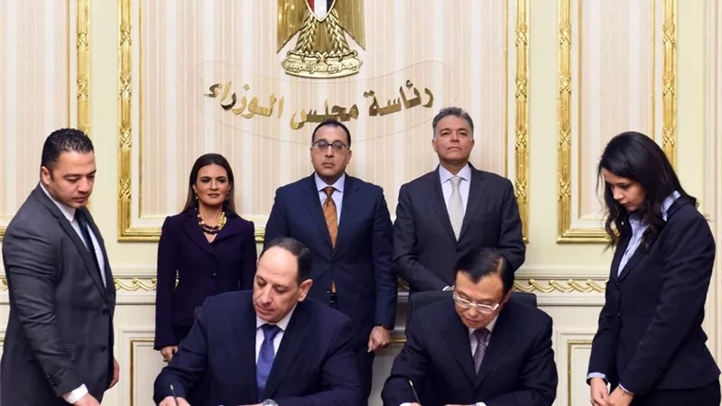رئيس الوزراء يشهد اتفاقية تنفيذ القطار الكهربائي السلام - العاصمة الإدارية