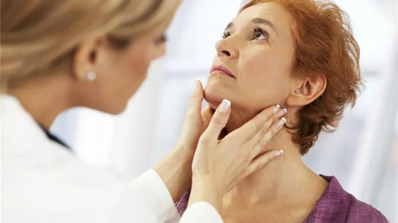 أعراض سرطان الهدجكين وطرق علاجه في مؤتمر طبي