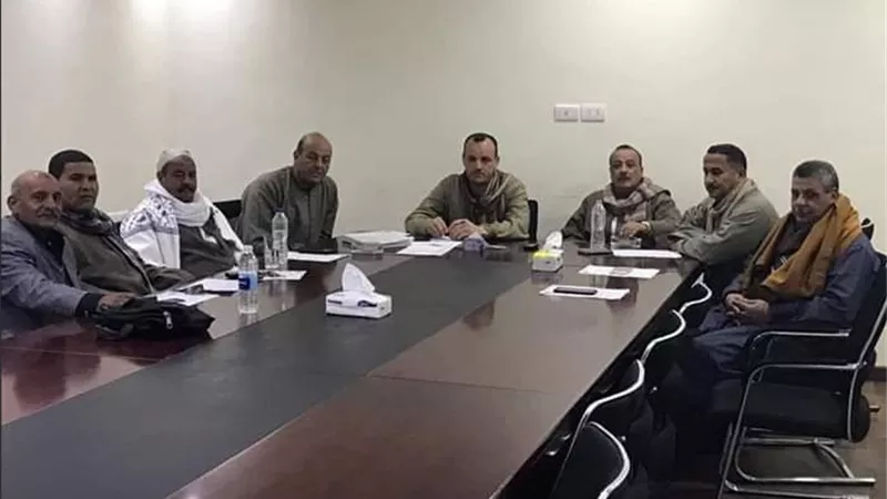 بدء تسليم البطاقات الصحيه للفلاحين ببنى سويف