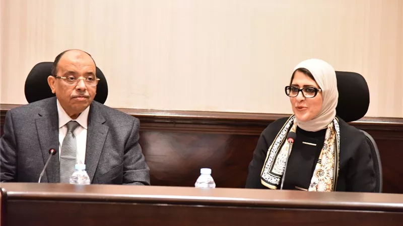 وزيرة الصحة: تكثيف القوافل العلاجية للقري الأكثر احتياجًا