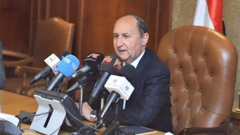انشاء أكبر مدينة لصناعة المنسوجات والملابس في مصر