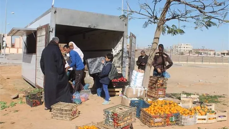 رئيس جهاز مدينة السادات يخصص أماكن لإقامة منافذ بيع لخدمة المواطنين