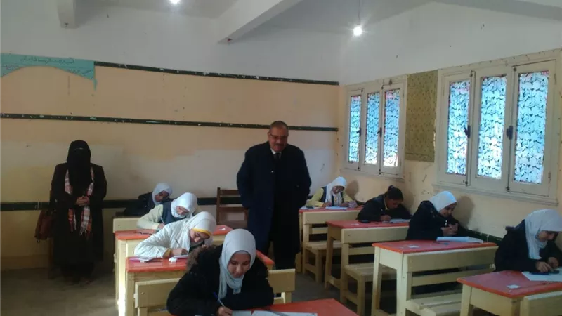 احالة 5 ملاحظين بلجنة مدرسة صلاح الدين للتحقيق