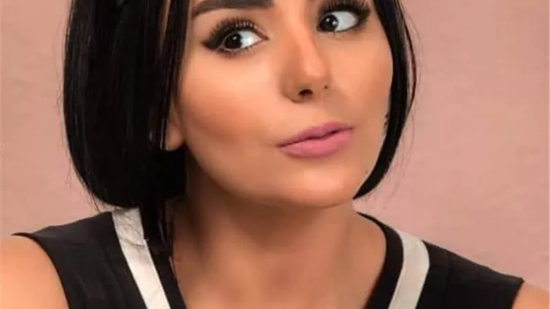 إيمان سلامة تتحدى السندريلا سعاد حسنى .. صور