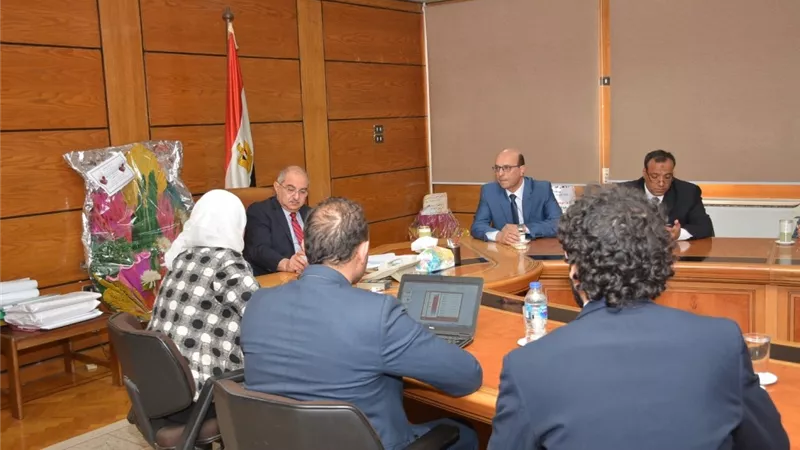 رئيس جامعة أسيوط يبحث سبل التعاون مع المجلس الثقافى البريطاني