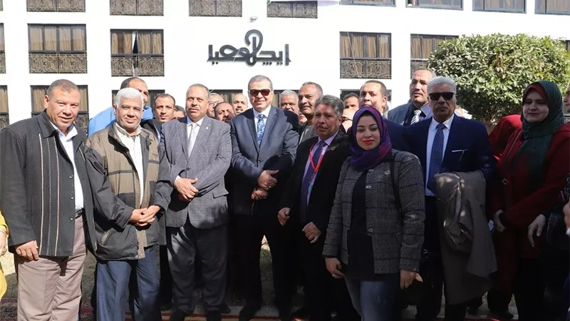 بالصور.