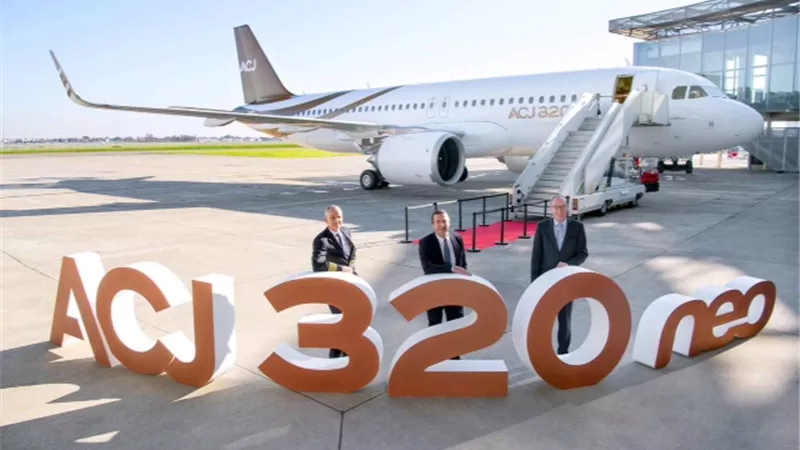 أكروبوليس للطيران تستلم أول طائرة إيرباص لرجال الأعمال من طراز ACJ320neo