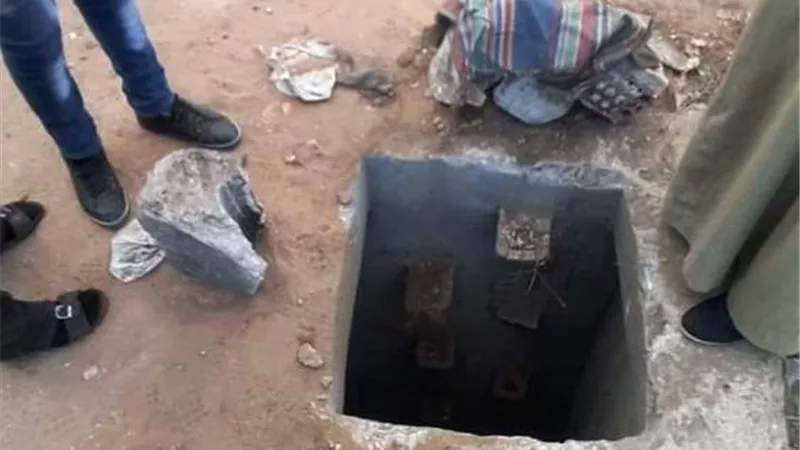 العنايه الالهية تنقذ مسن سقط في بلاعه صرف صحى بالهرم
