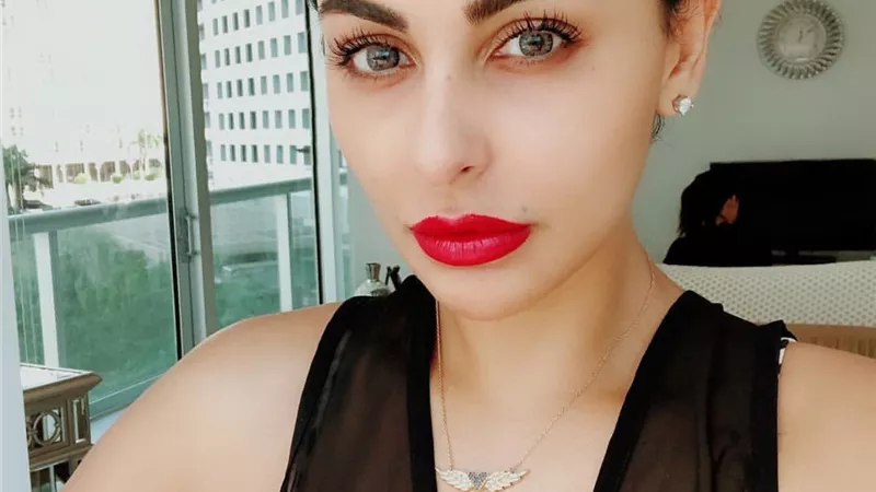 رقص الفنانة ميس حمدان يشعل مواقع التواصل الاجتماعى.. فيديو