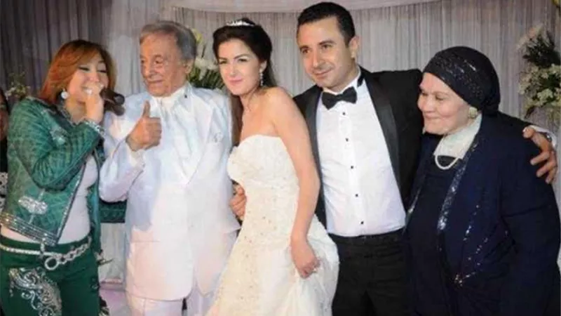 زوجة سعيد عبد الغنى شقيقة فنانة مشهورة ..تعرف عليها بالصور