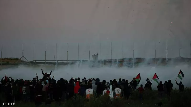 إصابة 30 فلسطيني برصاص الاحتلال على حدود غزة