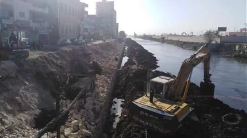 محافظ كفرالشيخ يتابع إنجازات الإدارة المركزية للموارد المائية والرى