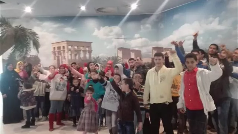 فريق المكفوفيين للموسيقى العربية يلهب حماس ضيوف متحف الطفل.. صور