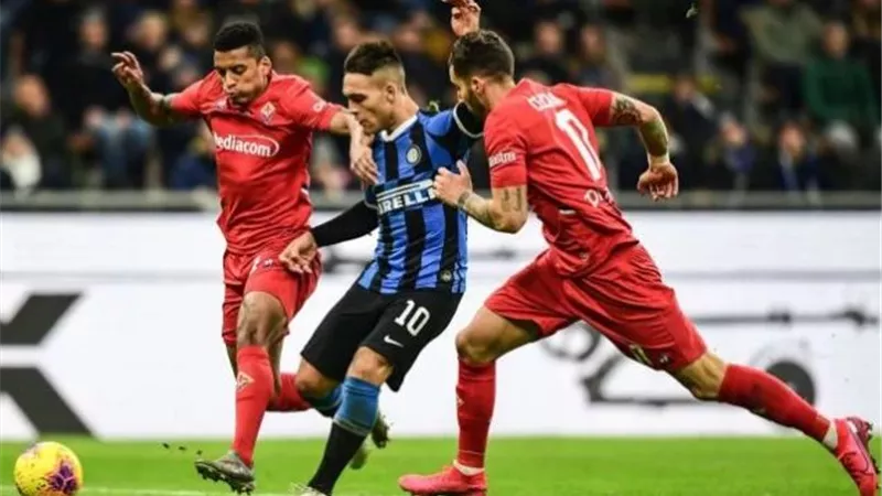 بالفيديو.. إنتر ميلان يتأهل لنصف نهائي كأس إيطاليا بفوز شاق على فيورنتينا