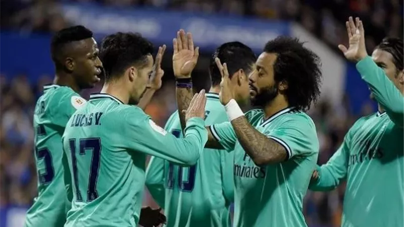بالفيديو.. ريال مدريد يتأهل لربع نهائي كأس الملك برباعية أمام سرقسطة