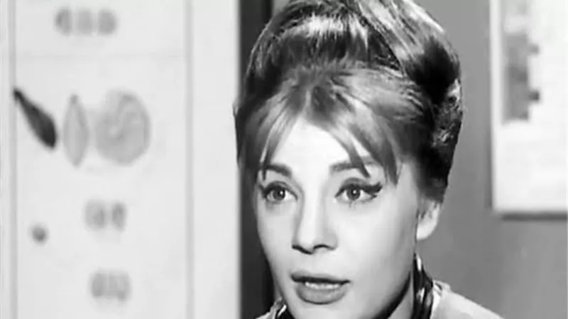طارق الشناوي : ادعو للفنانة نادية لطفى