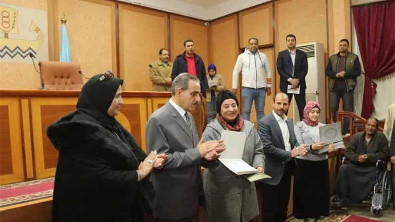 محافظ كفرالشيخ يكرم 50 متميزاً من أبناء المحافظة