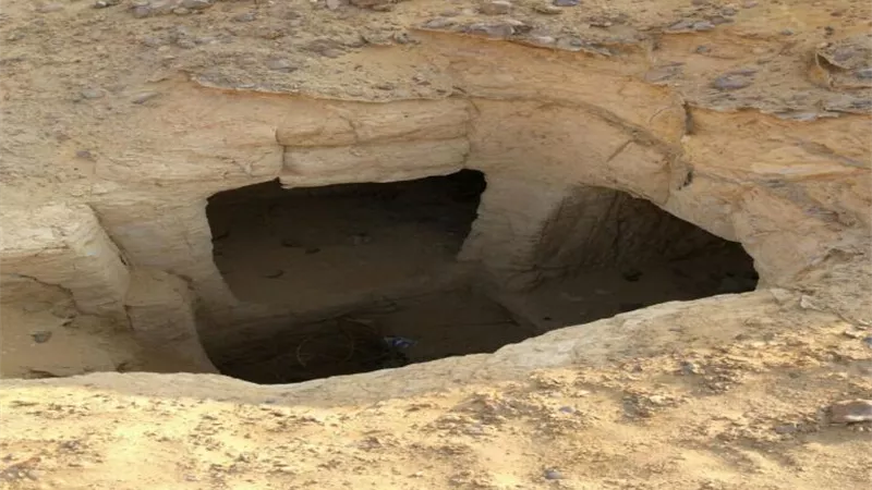 إحباط محاولة للحفر خلسة بمنطقة ابو رواش الأثرية و القبض علي الجناة